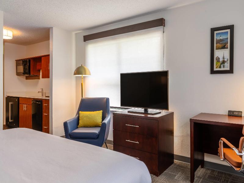 Comfort Inn Danvers- Boston image