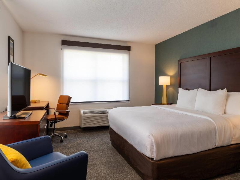 Comfort Inn Danvers- Boston image