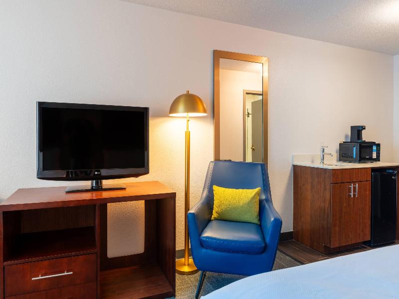 Comfort Inn Danvers- Boston image