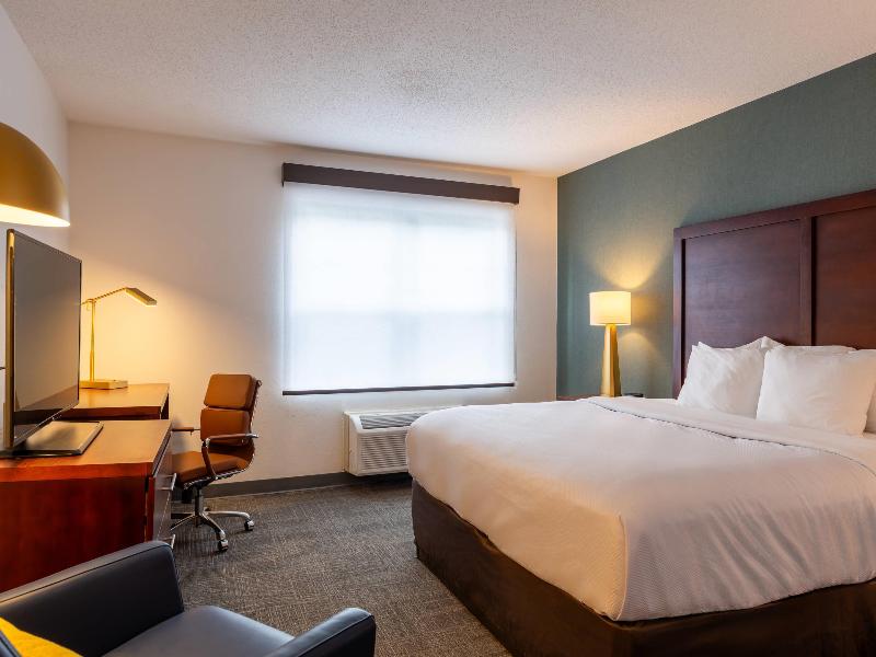 Comfort Inn Danvers- Boston image