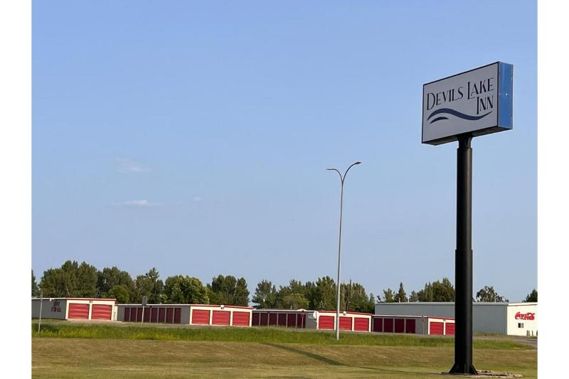 Devils Lake Inn OYO Devils Lake Regional Airport image
