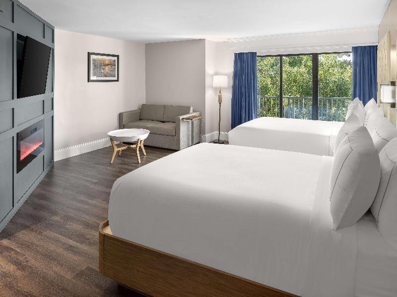 DoubleTree by Hilton Hilton Head Island image