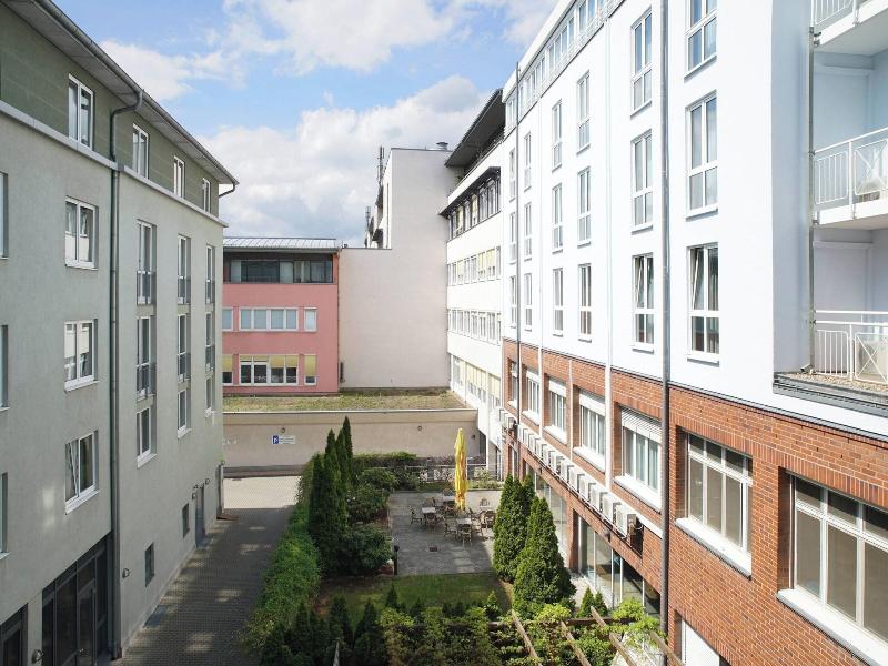 Courtyard Dresden image