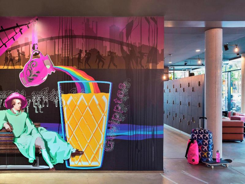 Moxy Frankfurt East image