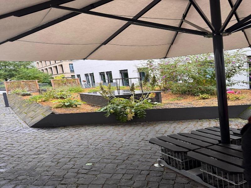Moxy Frankfurt East image
