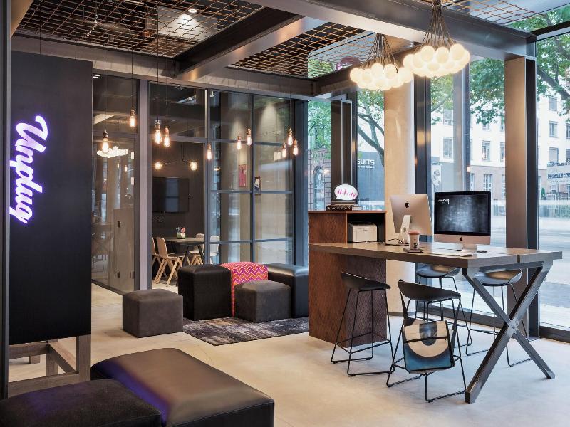 Moxy Frankfurt East image