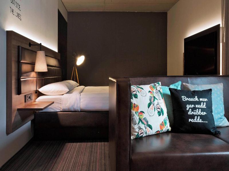 Moxy Frankfurt East image
