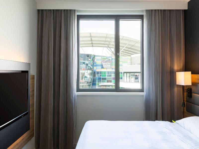 Moxy Ludwigshafen image