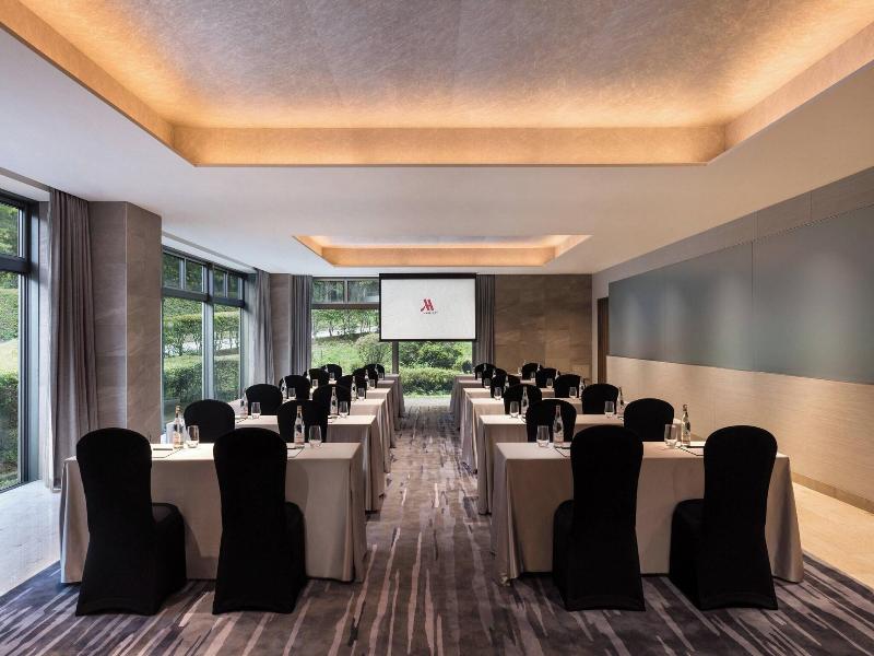 Fuji Marriott Hotel Lake Yamanaka image