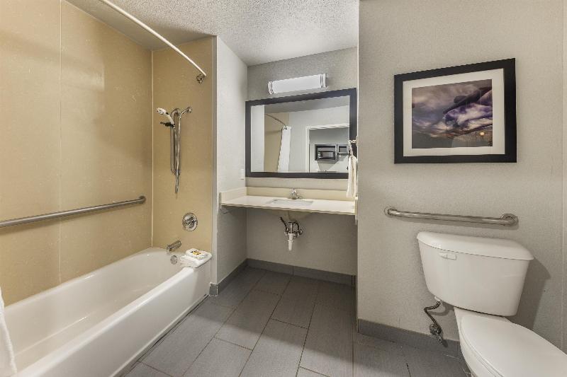 Best Western Plus Pauls Valley image