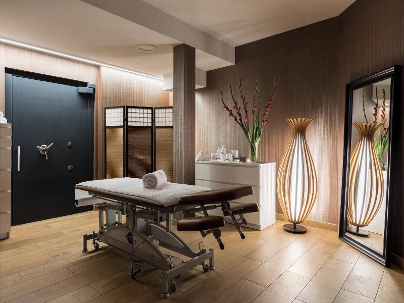 AC Hotel by Marriott Wroclaw image