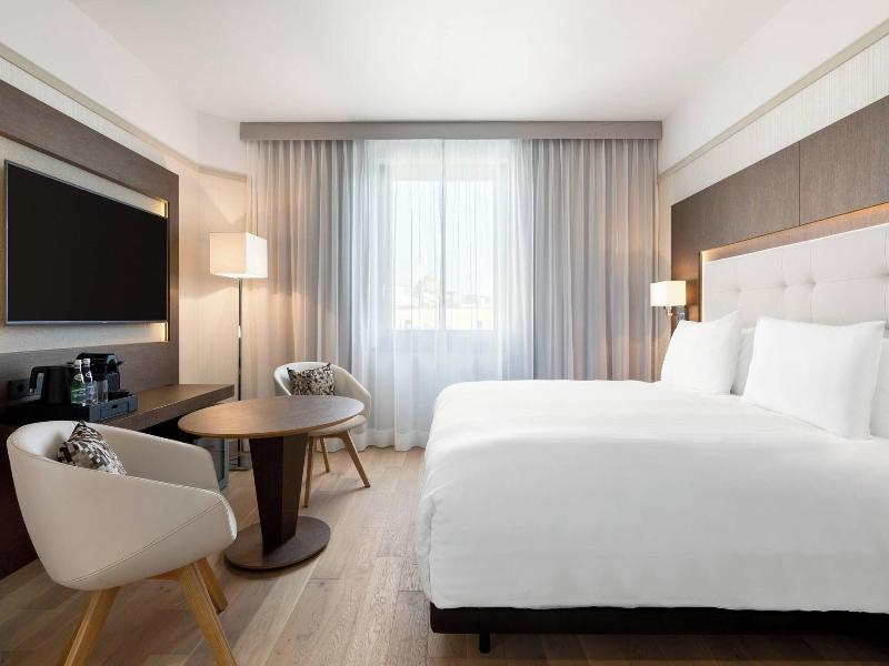 AC Hotel by Marriott Wroclaw image