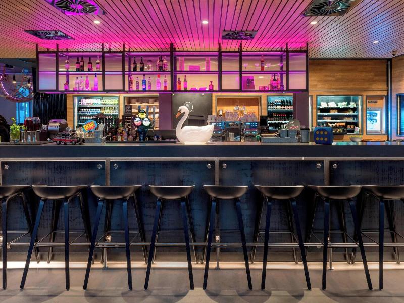 MOXY London Stratford image