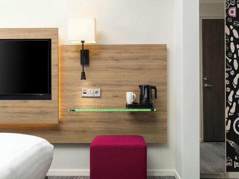 MOXY London Stratford image