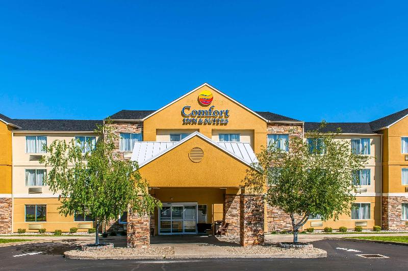 Comfort Inn & Suites Mt Sterling image
