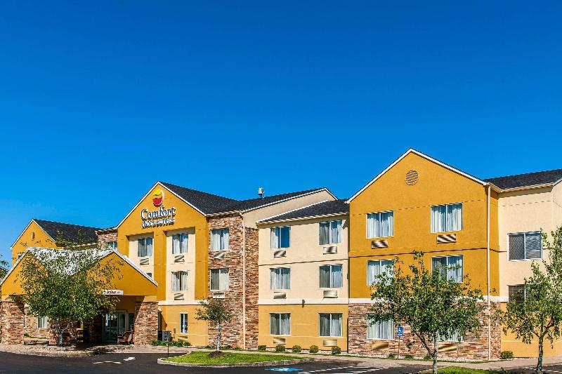 Comfort Inn & Suites Mt Sterling image