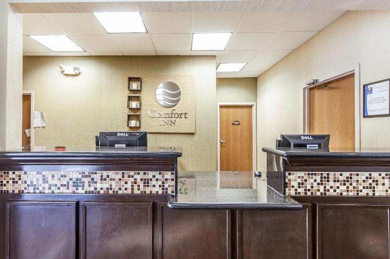 Quality Inn & Suites Rosemount image