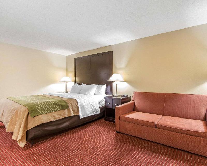 Quality Inn & Suites Rosemount image