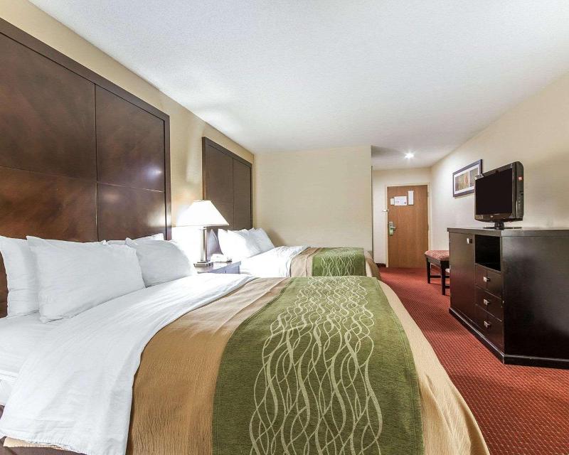 Quality Inn & Suites Rosemount image