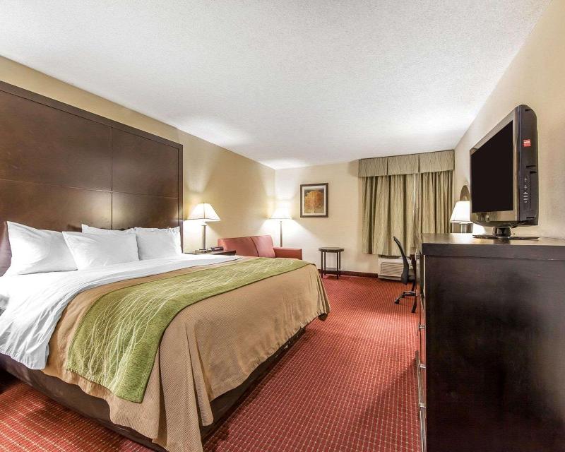 Quality Inn & Suites Rosemount image