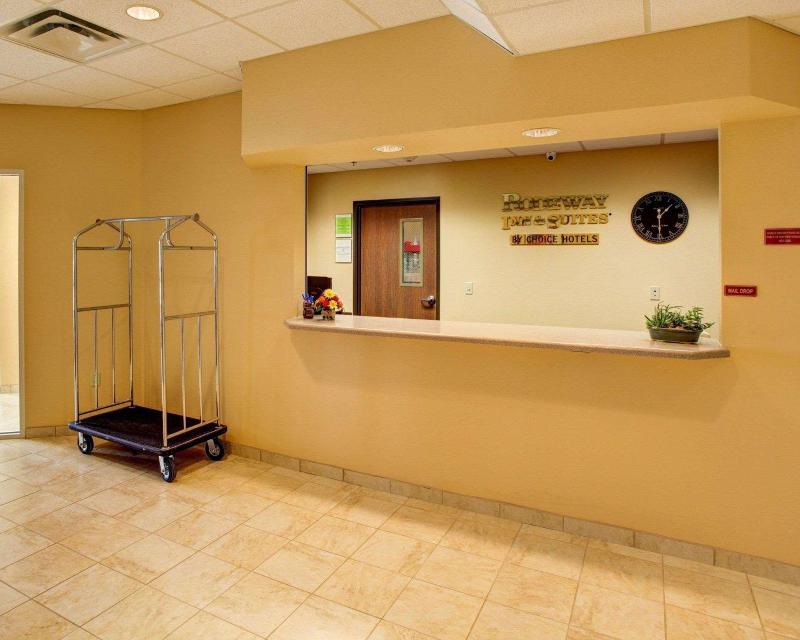 Rodeway Inn & Suites Phillipsburg