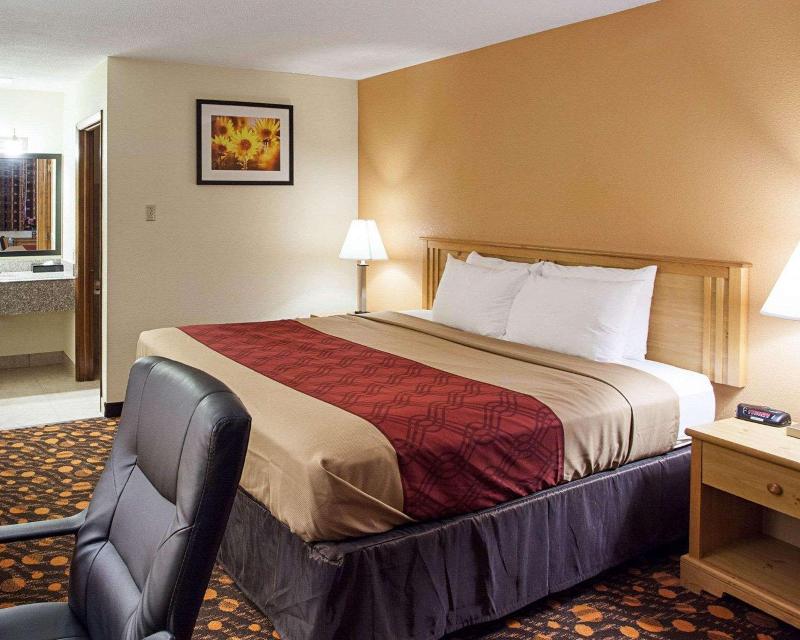 Econo Lodge Phillipsburg image