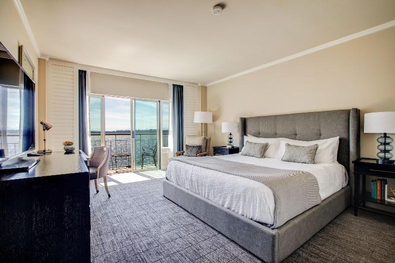Woodmark Hotel & Still Spa image