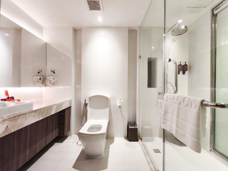 Citrus Suites Sukhumvit 6 by Compass Hospitality image