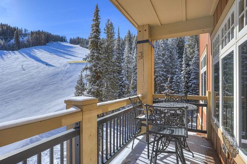 Timbers & Lone Eagle by Vail Resorts image