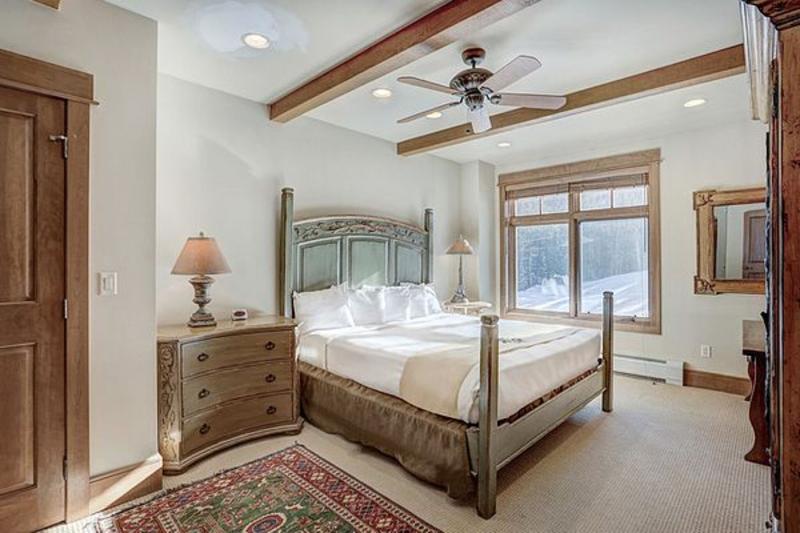 Timbers & Lone Eagle by Vail Resorts image