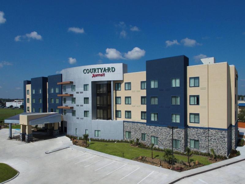 Courtyard Houston Katy Mills image