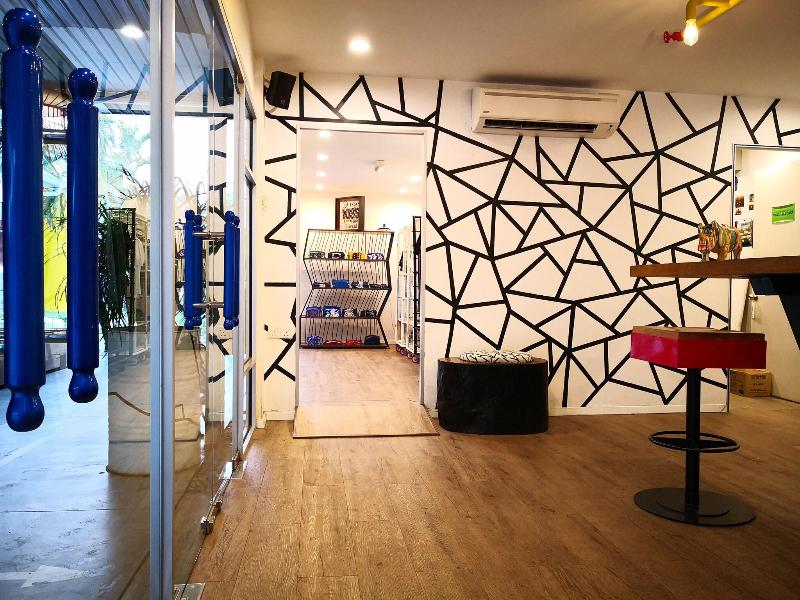 Dash Box Hotel image