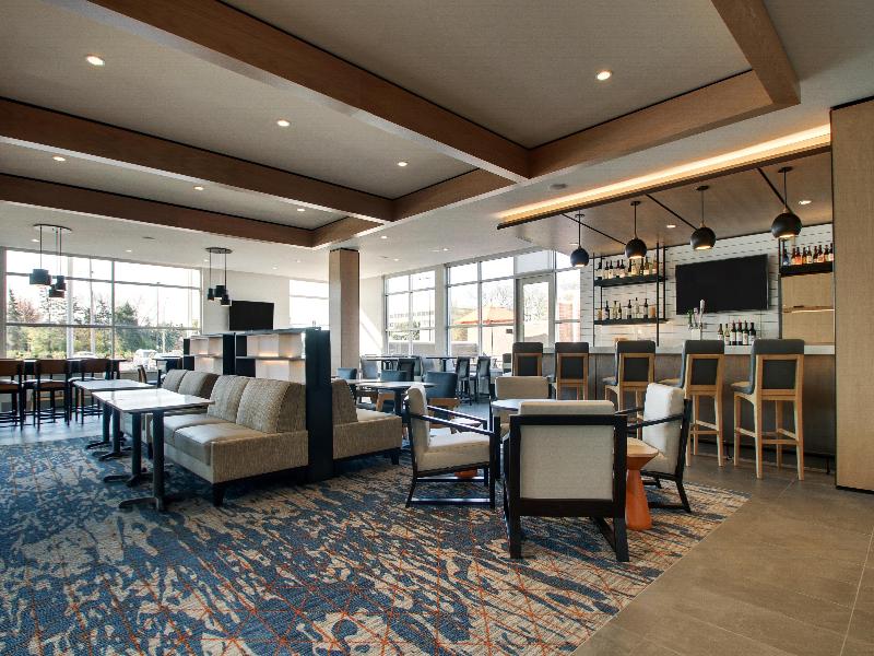 Hyatt House Oak Brook image