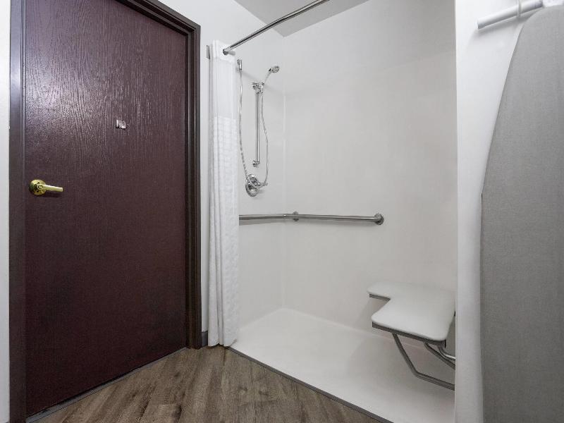Baymont by Wyndham Piqua image