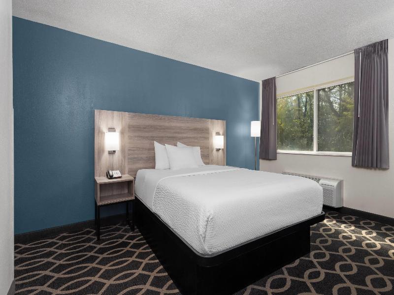 Baymont by Wyndham Piqua image