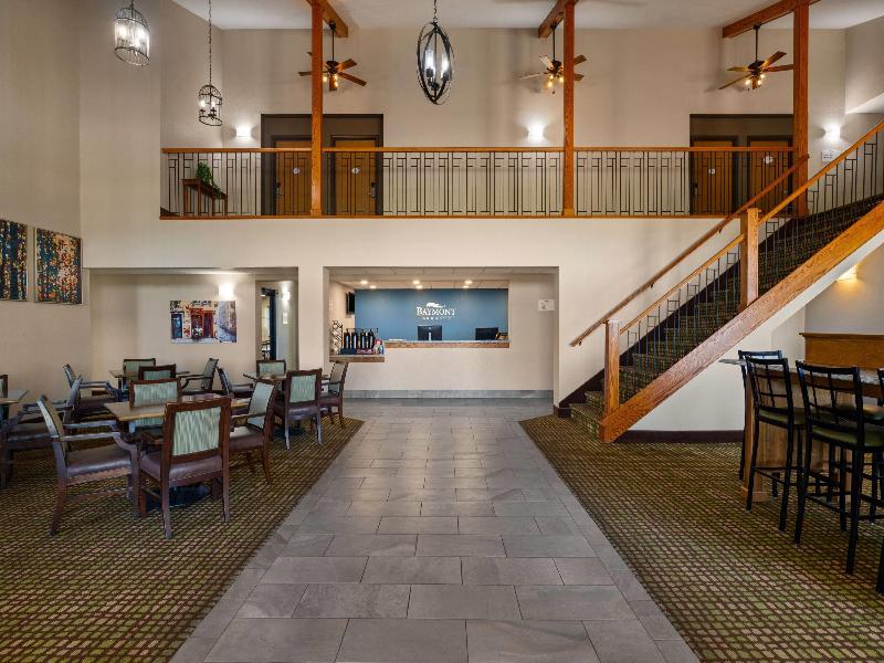 Baymont by Wyndham Oacoma — view