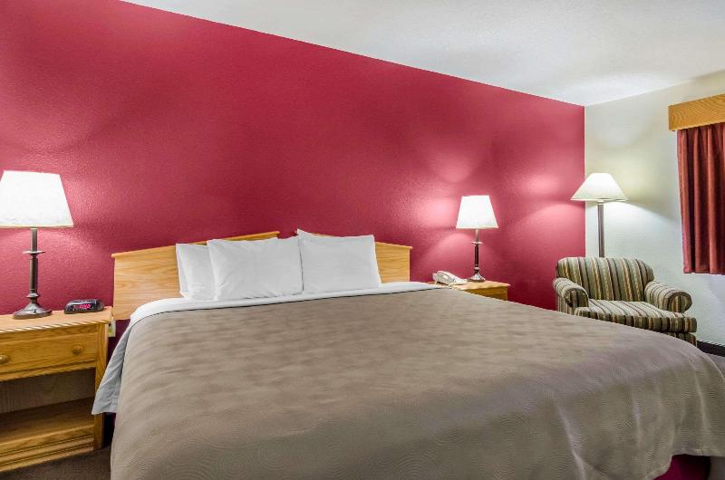 Rodeway Inn Newton image