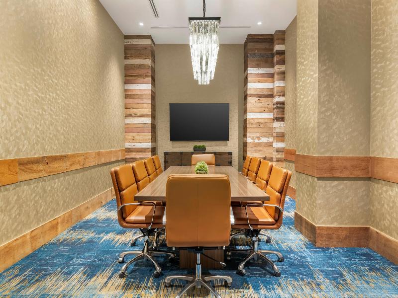 Cambria Hotel Nashville Downtown image
