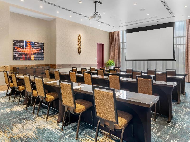 Cambria Hotel Nashville Downtown image