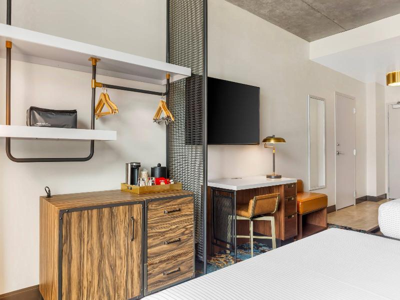Cambria Hotel Nashville Downtown image