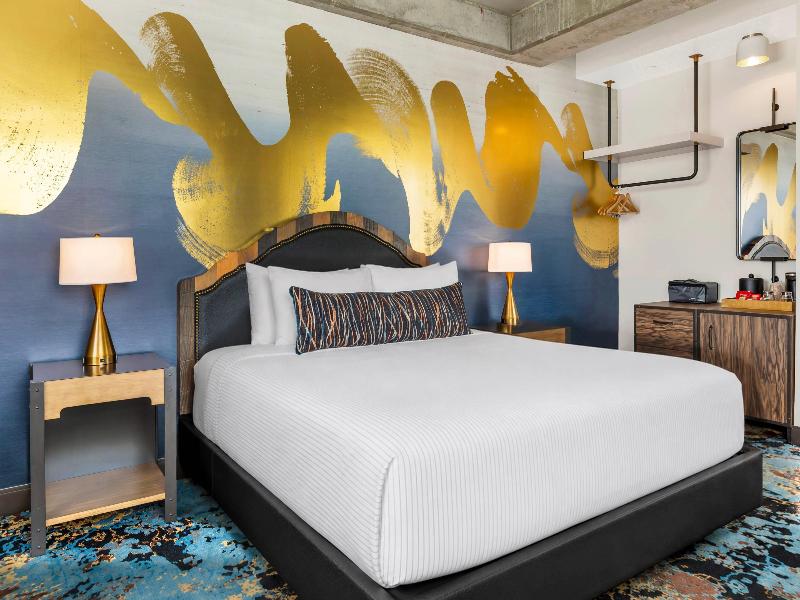 Cambria Hotel Nashville Downtown image