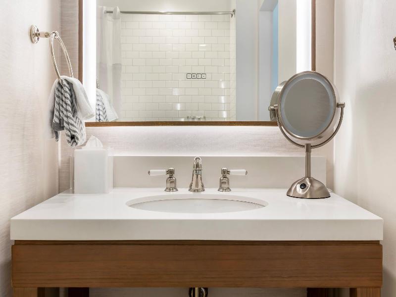 Cambria Hotel Nashville Downtown image