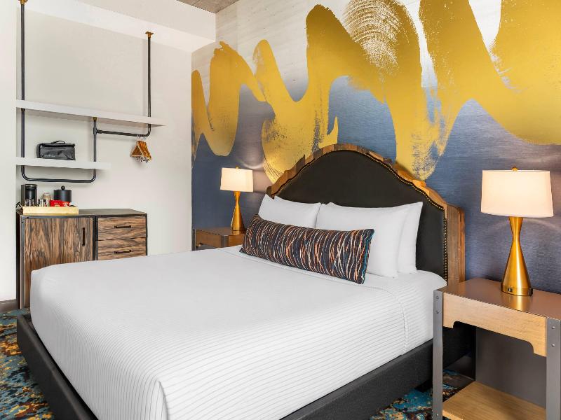 Cambria Hotel Nashville Downtown image
