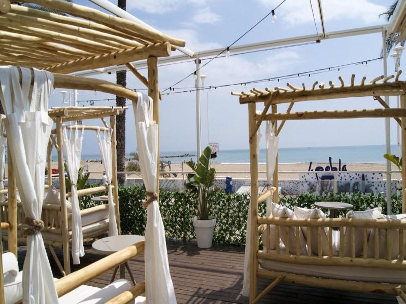 Meraki Beach Hotel image