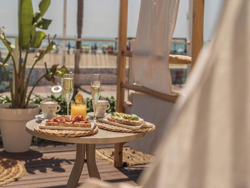 Meraki Beach Hotel image