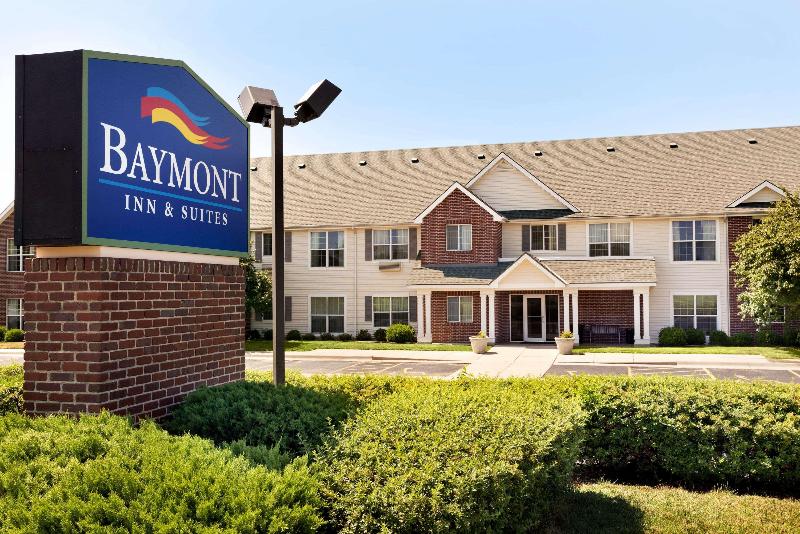 Baymont Inn & Suites Wichita, KS