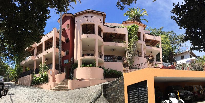 Villas Vista Suites — main photo