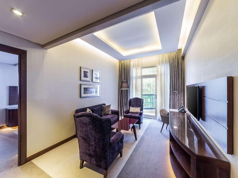 Radisson Blu Hotel Dubai Waterfront image