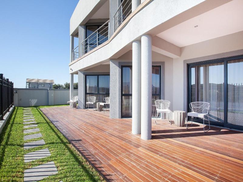 Bliss Boutique Hotel image