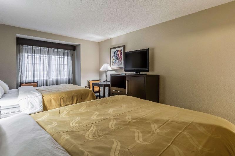 Quality Inn & Suites El Paso I-10 image
